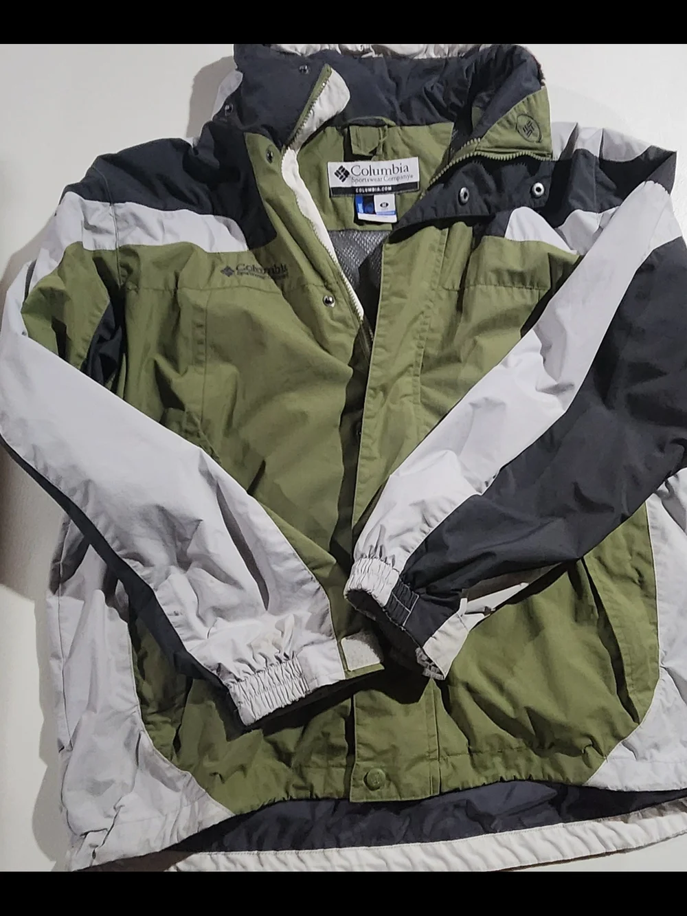 Columbia Mens' Olive Green and Black Waterproof Jacket Without Hood Cover Size M